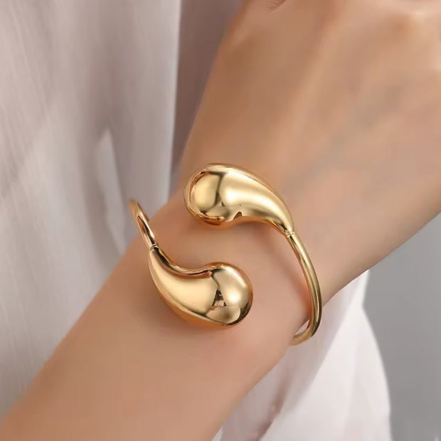 Aqua Water Drop bangle