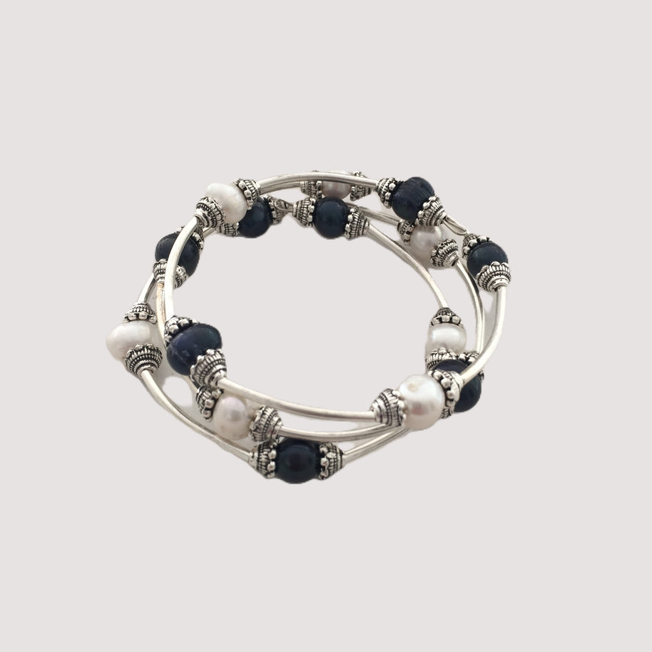 Black and White Pearl Expandable Bracelet