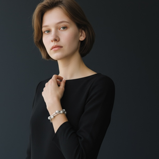 Pearl Expandable Bracelet