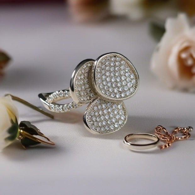 Pave flower ring