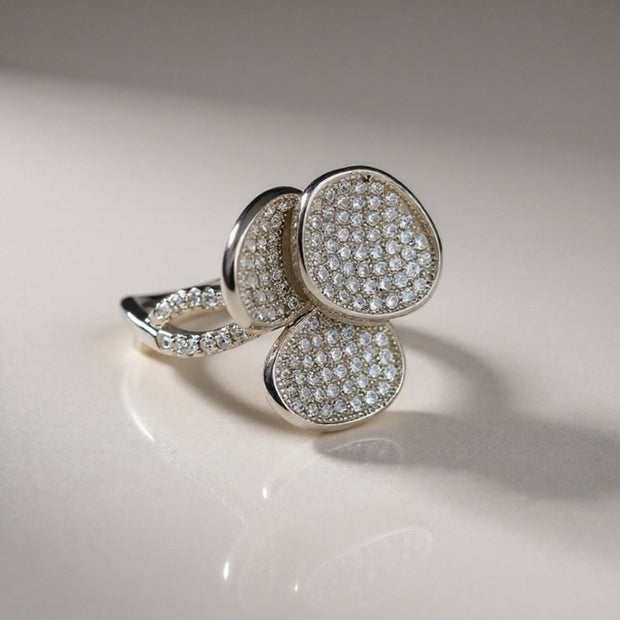 Pave flower ring