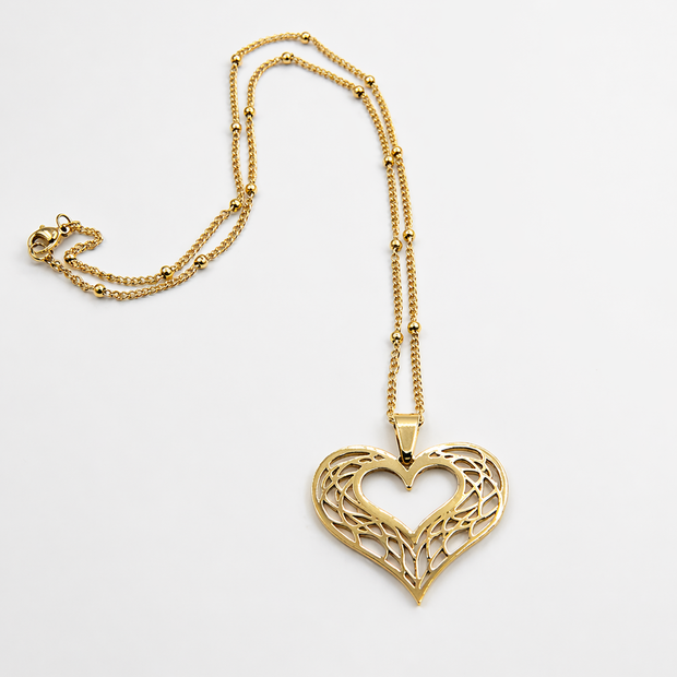 Elysian Filigree Heart Pendant – 18K Gold Plated Stainless Steel Necklace