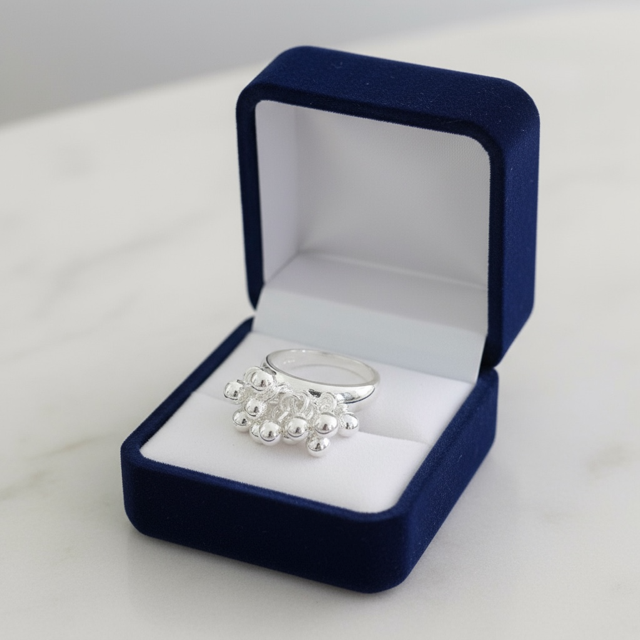 Vinea Sterling silver ring